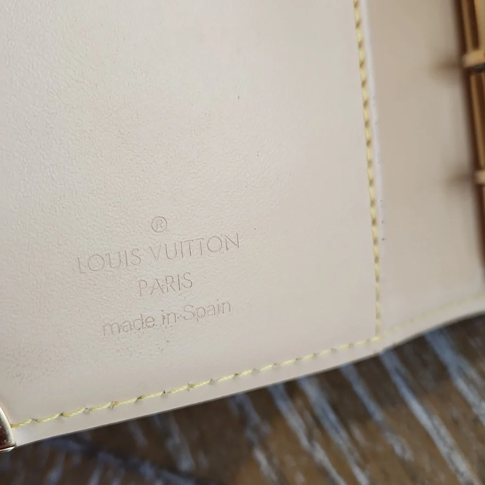 Louis Vuitton Discontinued White Murakami Agenda PM - Picture 8 of 11